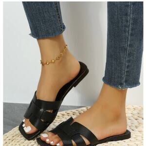 Faux Snakeskin Slide Sandals- Black